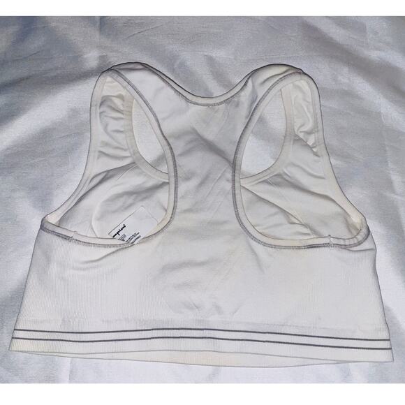 Champion‎ Sports Bra - Women's Size XL - In White - Pad Free - Picture 2 of 5